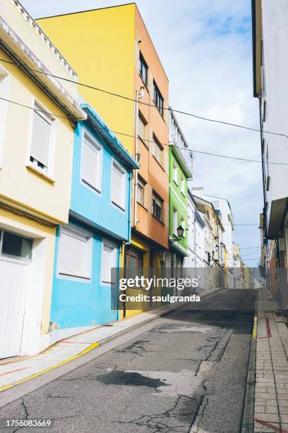 alley in the old area of foz, galicia, northern spain - steep stock pictures, royalty-free photos & images