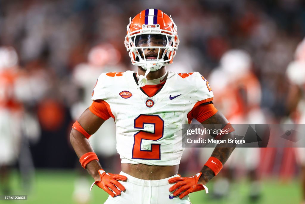 Clemson v Miami
