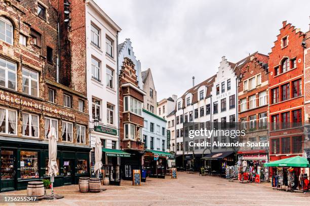 handschoenmarkt square with shops and restaurants, antwerpen, belgium - アントウェルペン州 ストックフォトと画像