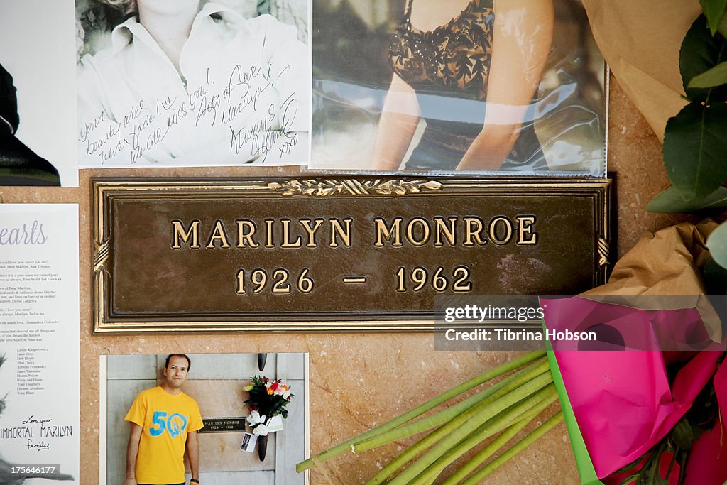 The Annual Marilyn Monroe Memorial Service Co-Sponsored By Marilyn Remembered And The Hollywood Museum