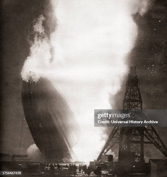 Airship Disaster 334 Passenger Airship Stock Photos, High-Res Pictures, and Images ...