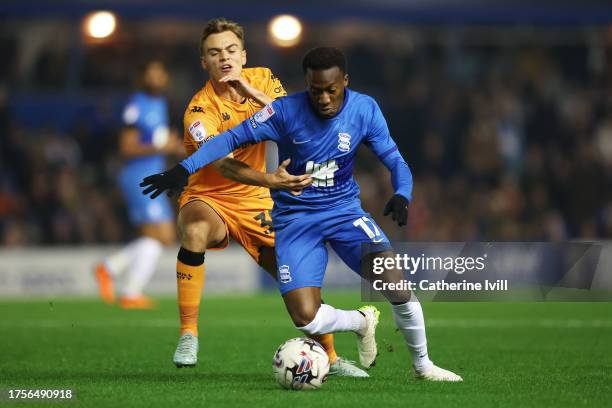 Scott Twine of Hull City challenges Siriki Dembele of Birmingham City during the Sky Bet Championship match between Birmingham City and Hull City at...