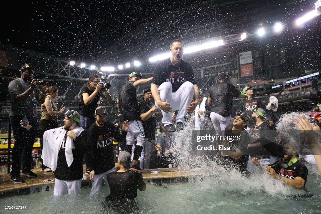 Division Series - Los Angeles Dodgers v Arizona Diamondbacks - Game Three