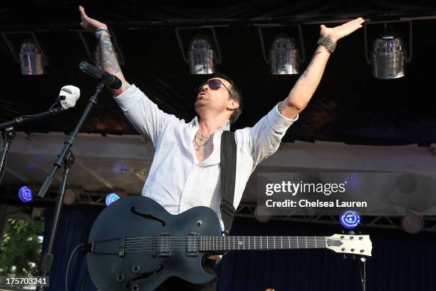 Ryan Schuck Roland 263 Ryan Shuck Photos & High Res Pictures - Getty Images