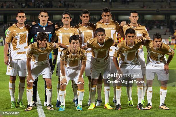 Players of Pumas pose for a group photo prior to a match between Pumas and Leones Negros as part of the Copa MX at Olympic stadium, on August 06,...