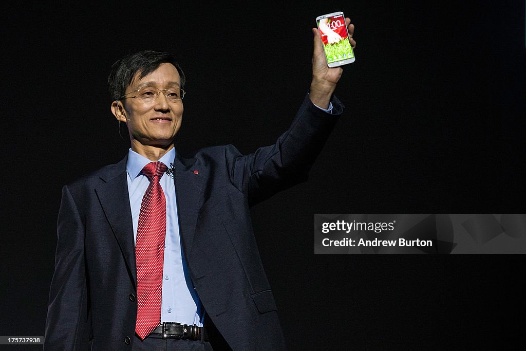 LG Launches G2Smartphone