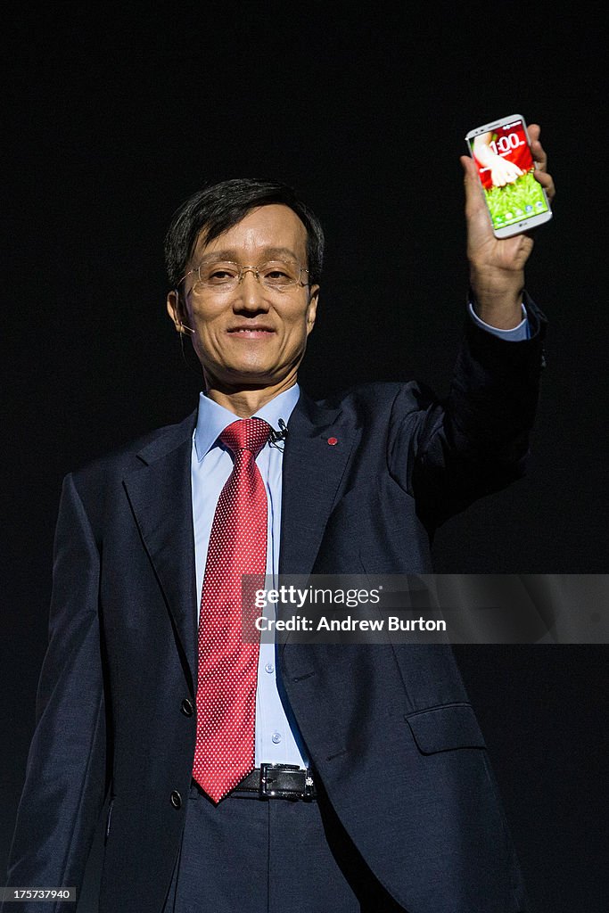 LG Launches G2Smartphone