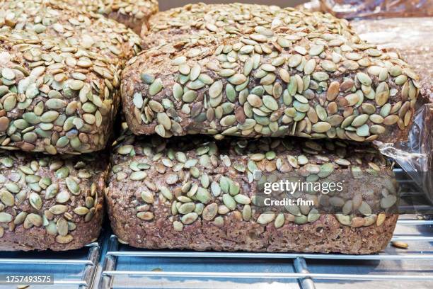 danish rye  bread- traditional danish food - roggebrood stockfoto's en -beelden