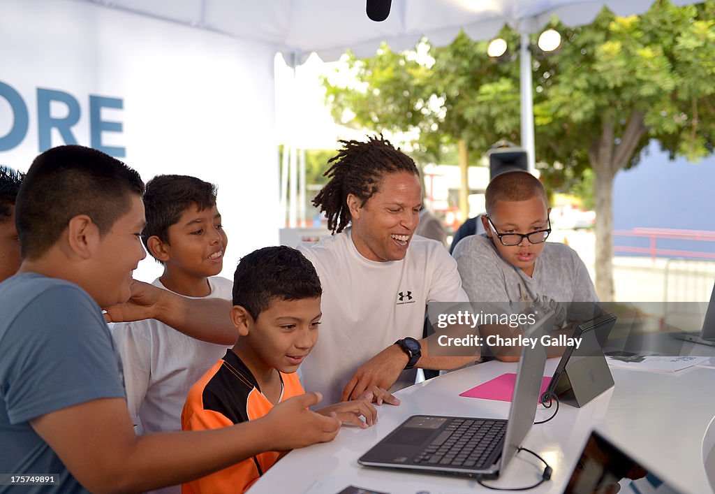 Microsoft Celebrates Opening Of Windows Store Only At Best Buy With Major League Soccer