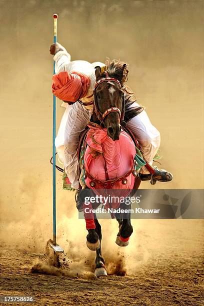 wind of heaven ! - punjab pakistan stockfoto's en -beelden