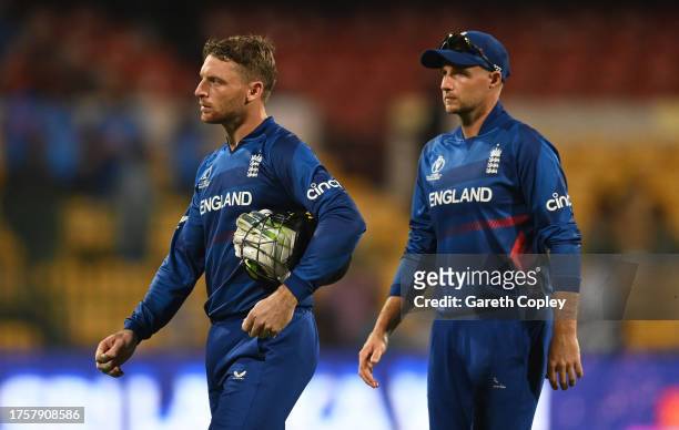 Jos Buttler and Joe Root of England cut dejected figures following the ICC Men's Cricket World Cup India 2023 between England and Sri Lanka at M....