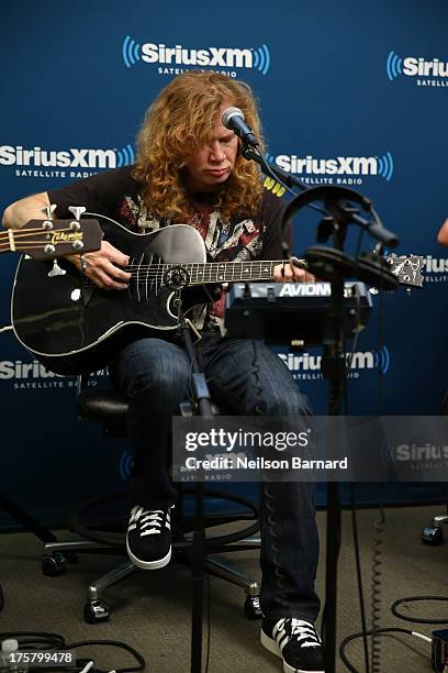 Dave Mustaine of Megadeth performs at SiriusXM Studios on August 8, 2013 in New York City.