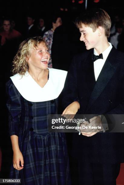 Young actors Helen Pearce and Max Rennie attend the premiere of 'When The Whales Came' on September 7, 1989 in London, England.