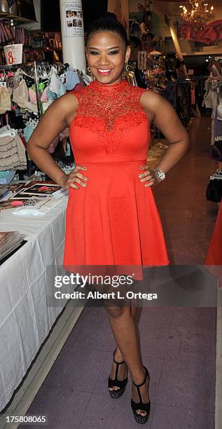 Emh Reyes Emy Reyes Photos and Premium High Res Pictures - Getty Images