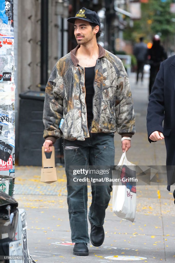 Celebrity Sightings In New York - November 01, 2023