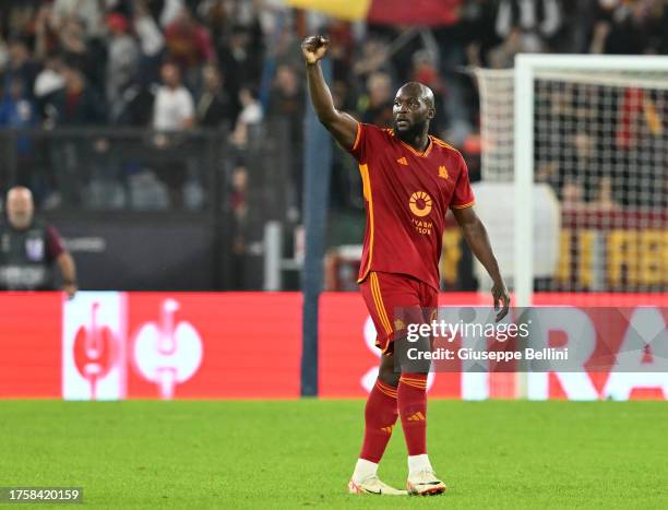 Romelu Lukaku of AS Roma celebrates after scoring goal 2-0 during the UEFA Europa League 2023/24 match between AS Roma and SK Slavia Praha at Stadio...