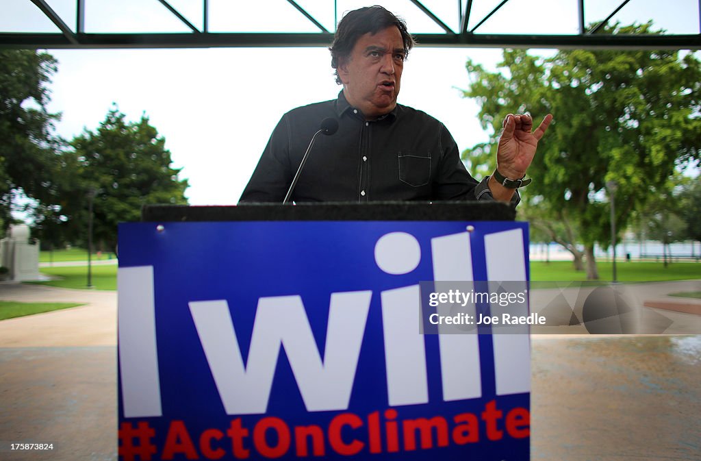 Bill Richardson Joins Activists At Rally Protesting Climate Change In Miami