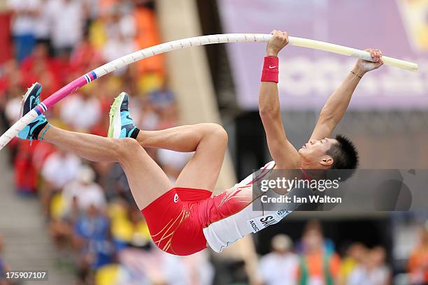 Daichi Sawano of Japan competes in the Men's Pole Vault qualification during Day One of the 14th IAAF World Athletics Championships Moscow 2013 at...