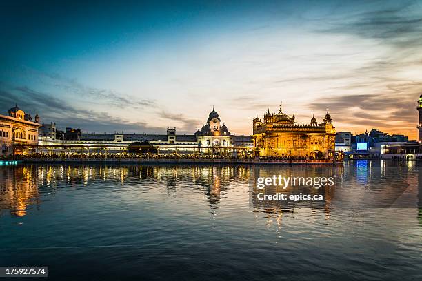 golden temple - amritsar stock pictures, royalty-free photos & images