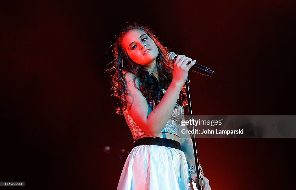 Michael Pollack And Carly Rose Sonenclar In Concert