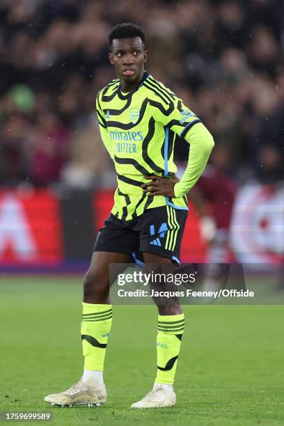 Eddie Nketiah of Arsenal puts his hands on his hips during the Carabao Cup Fourth Round match between West Ham United and Arsenal at London Stadium...