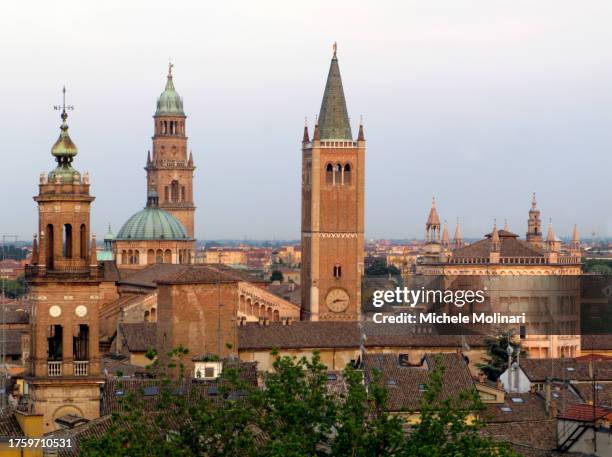 old town parma - parme photos et images de collection