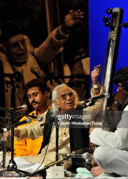 Abbul Rasheed Khan Abdul Rashid Khan Photos and Premium High Res Pictures - Getty Images
