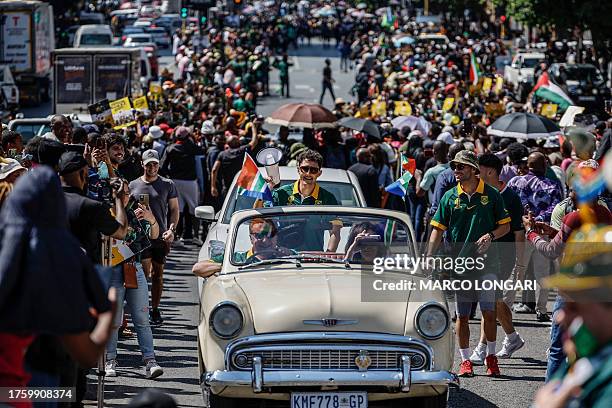 Springboks Rugby Bus 292 Rugby Tour Bus Stock Photos, High-Res Pictures, and Images - Getty ...