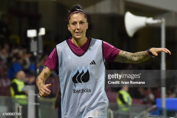 Jennifer Hermoso of Spain warms up during the UEFA Women's Nations League match between Italy and Spain at Stadio Arechi on October 27, 2023 in...
