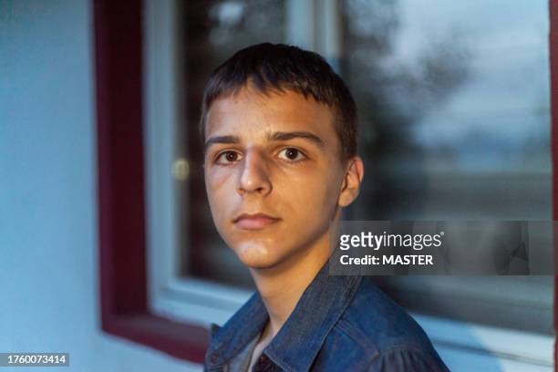 teenager outdoors portrait - confidence male landscape stock pictures, royalty-free photos & images