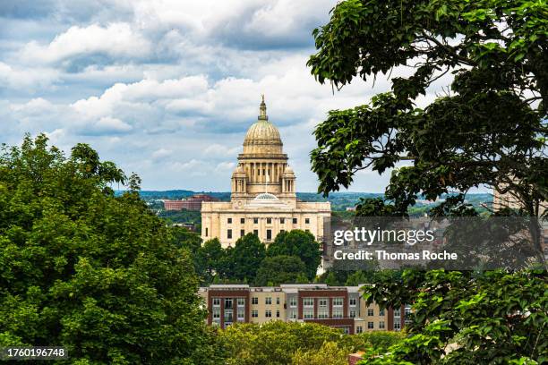 the capitol building in providence - providence rhode island stock pictures, royalty-free photos & images