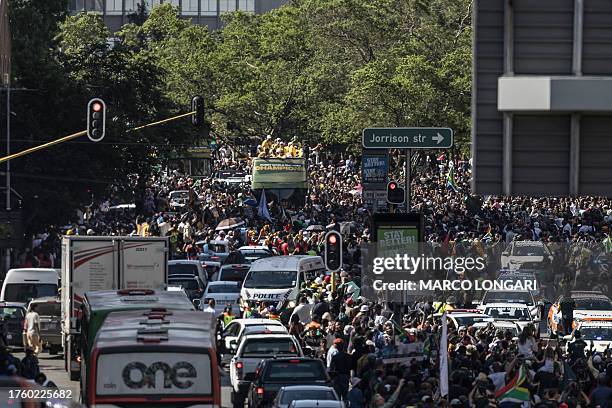 Springboks Rugby Bus 290 Rugby Tour Bus Stock Photos, High-Res Pictures, and Images - Getty ...