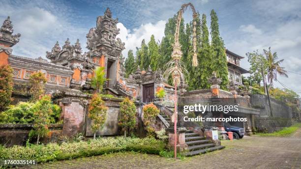 temple in ubud, bali, indonésia. - indonésia stockfoto's en -beelden