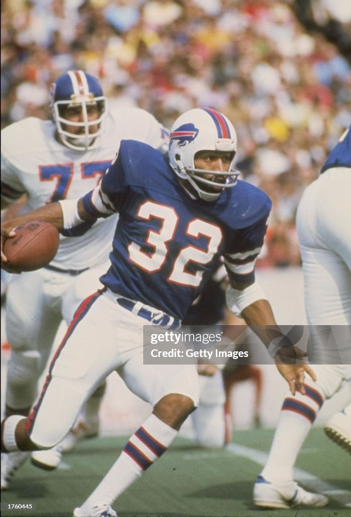 O.J. Simpson of the Buffalo Bills in action