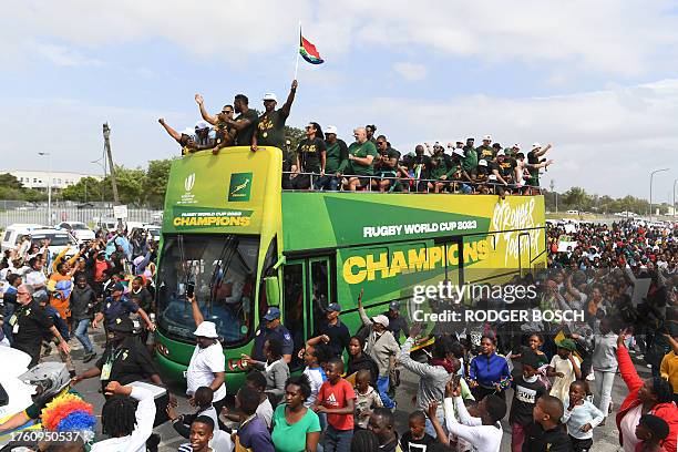 Springboks Rugby Bus 8,662 Rugby Tour Of South Africa Stock Photos, High-Res Pictures, and ...