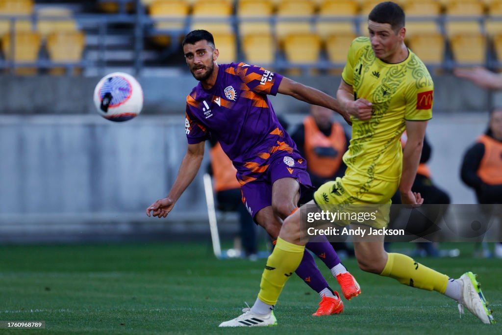 A-League Men Rd 2 - Wellington Phoenix v Perth Glory