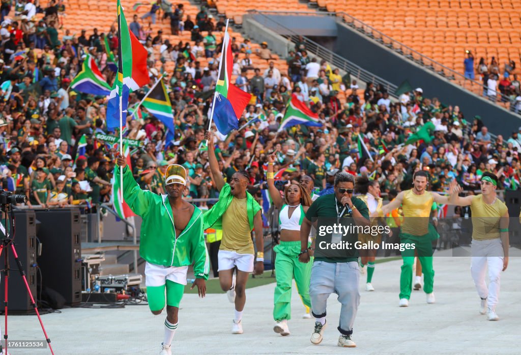 Springoks Rugby Tour The fans during the Springbokss Rugby World Cup Trophy Tour at FNB ...
