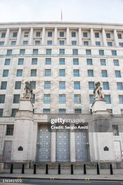 ministry of defence main building, london - ministerie van defensie stockfoto's en -beelden