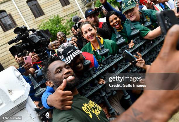 Siya Kolisi during the South Africa men's national rugby team trophy tour on November 03, 2023 in Cape Town, South Africa.