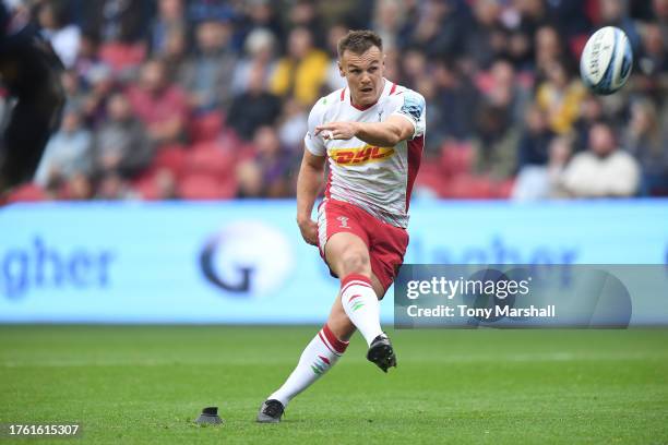 Jarrod Evans of Harlequins kicks a conversion during the Gallagher Premiership Rugby match between Bristol Bears and Harlequins at Ashton Gate on...