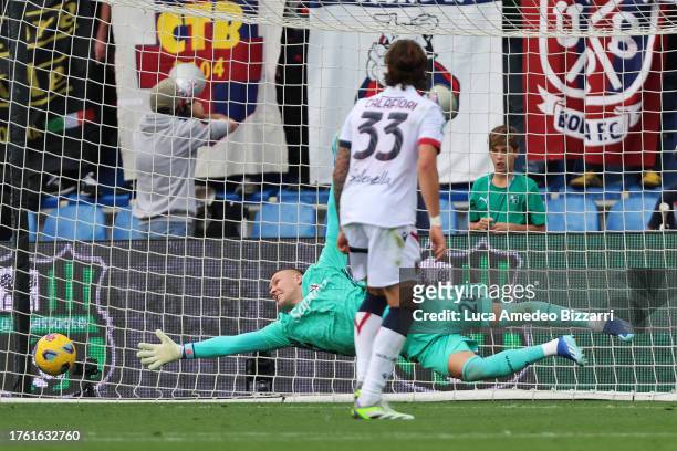 Daniel Boloca of US Sassuolo scores a goal during the Serie A TIM match between US Sassuolo and Bologna FC at Mapei Stadium - Citta' del Tricolore on...