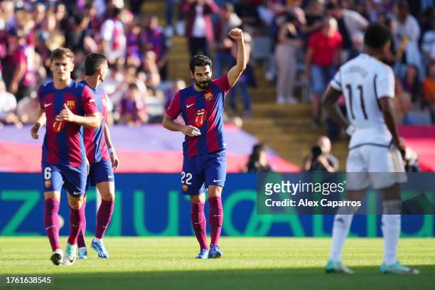 Ilkay Guendogan of FC Barcelona celebrates after scoring the team's first goal during the LaLiga EA Sports match between FC Barcelona and Real Madrid...