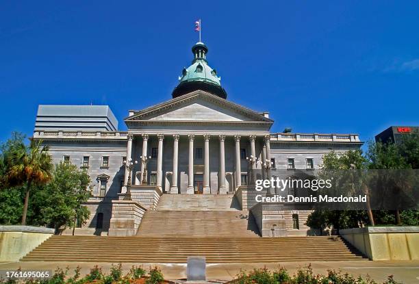 state capitol buildings - senate stock pictures, royalty-free photos & images