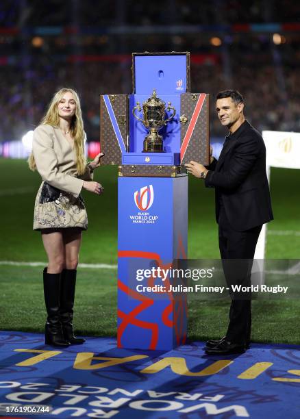 The Webb Ellis Cup arrives in the Louis Vuitton trunk, as Sophie Turner and Dan Carter reveal the trophy prior to kick-off ahead of the Rugby World...