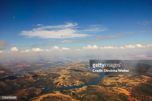 Partial aerial view around Brasília. O município é privilegiado, no que diz respeito à hidrografia, apresentando 256 rios, riachos, ribeirões,...