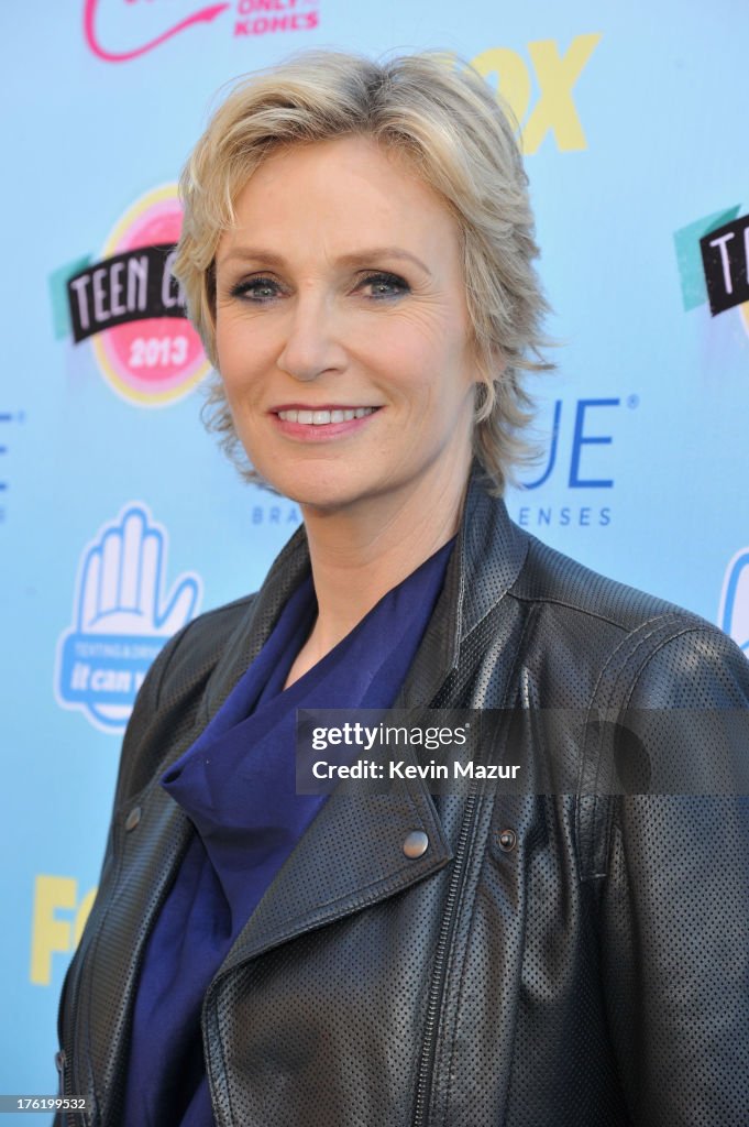 2013 Teen Choice Awards - Red Carpet