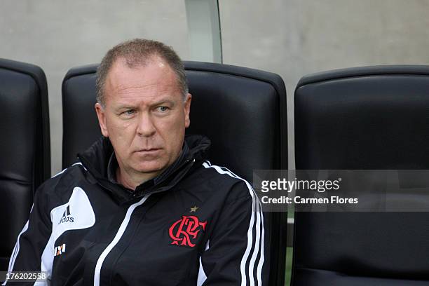 Coach Mano Menezes of Flamengo looks the game during a match between Flamengo and Fluminense as part of the Brazilian Championship Serie A 2013 at...