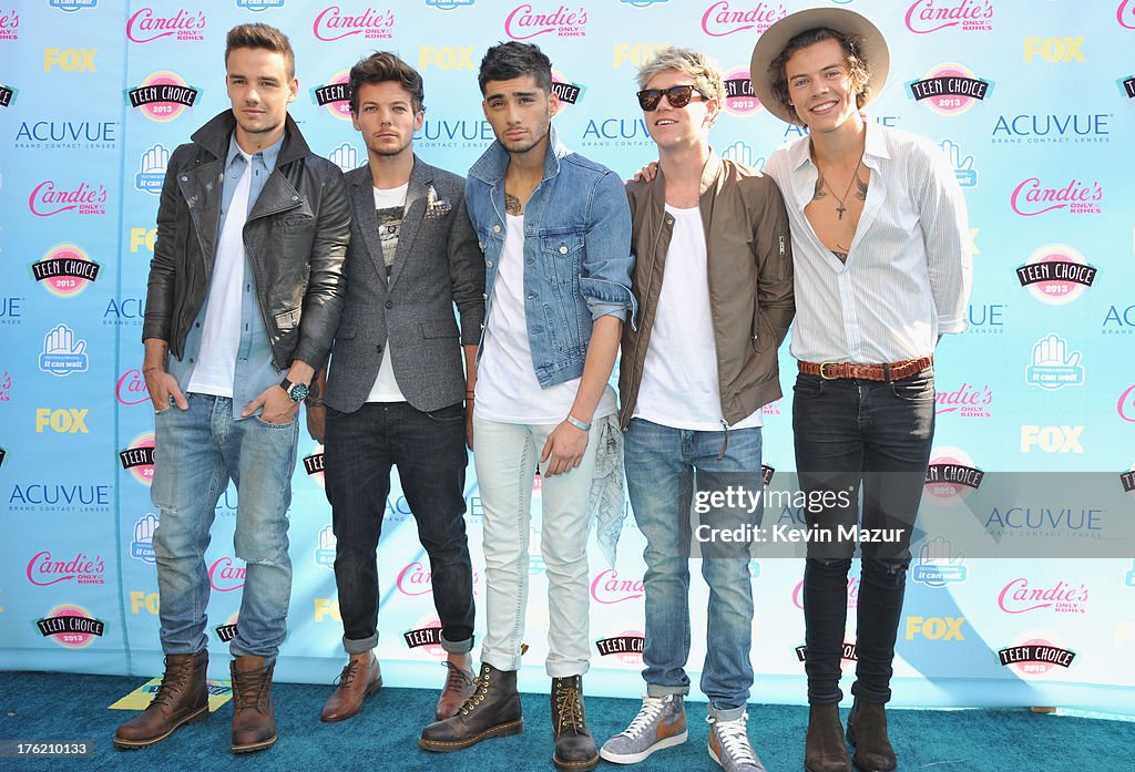 2013 Teen Choice Awards - Red Carpet