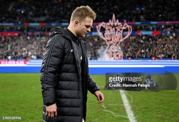 Sam Cane of New Zealand looks dejected following the team's defeat during the Rugby World Cup Final match between New Zealand and South Africa at...