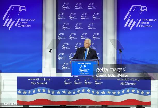 Republican presidential candidate former U.S. Vice President Mike Pence speaks after suspending his campaign for president during the Republican...